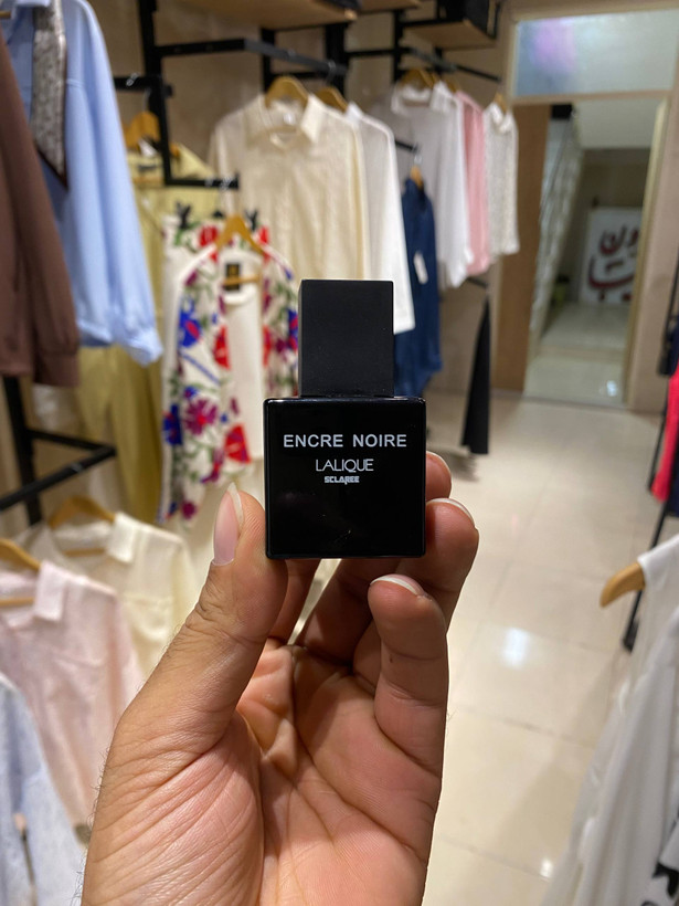 عطر ادکلن لالیک نویر اسکلاره مناسب آقایان